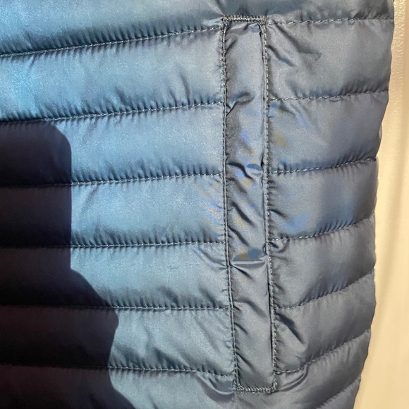 Ellesse Dark Blue Quilted Vest - Picture 4 of 5